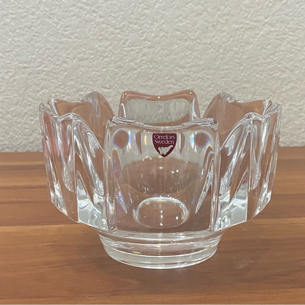 Vintage Orrefors Sweden Signed LH 1384-121 Lars Hellsten 6” Corona Crystal Bowl